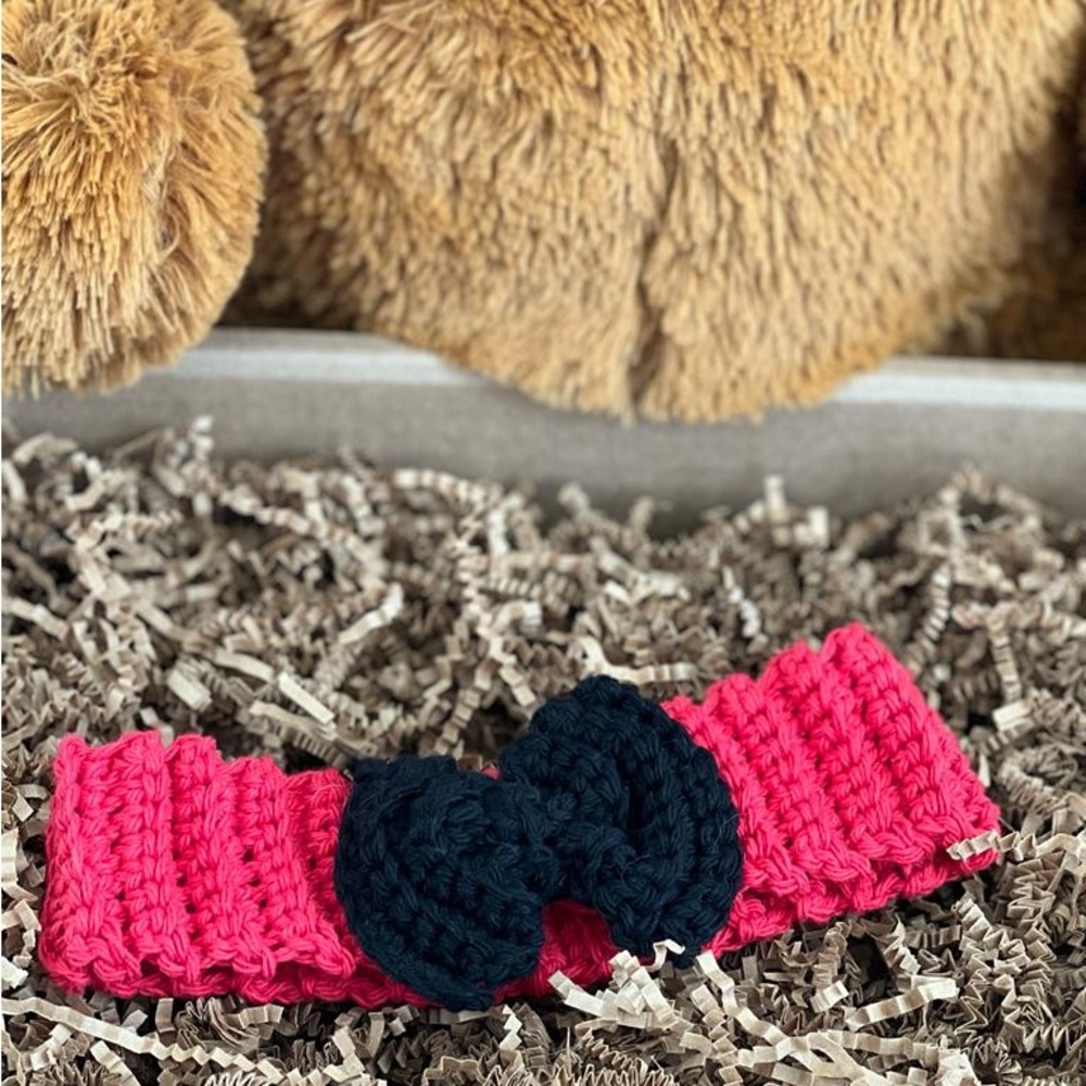 cotton crochet bow headband Red  black handmade by me 18”stretchable